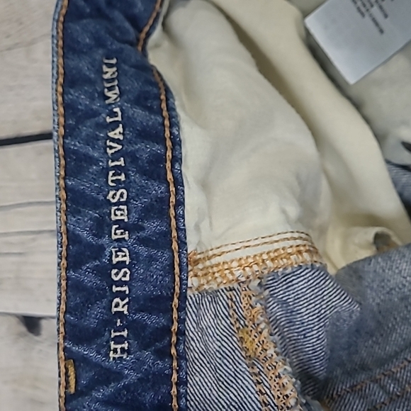 American Eagle Hi-Rise Festival Mini Jean Skirt Distressed - Picture 9 of 9